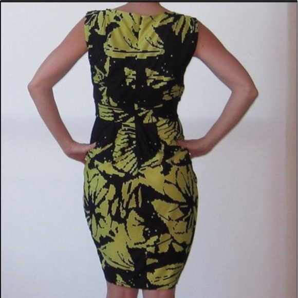 - Tibi graphic print silk jersey dress - Picture 2 of 6